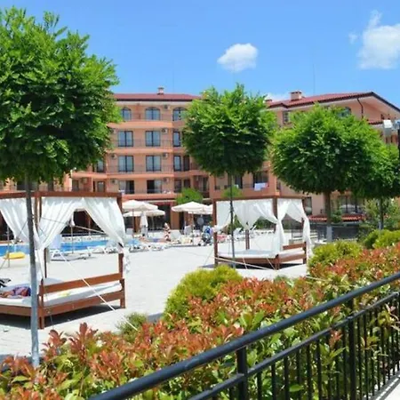 Sunny Star Dreams W Prime Location, Pool, Sea View